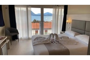 arredamento camera hotel Baveno