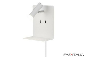 Applique con piano e presa USB