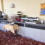 buffet hotel 9.JPG