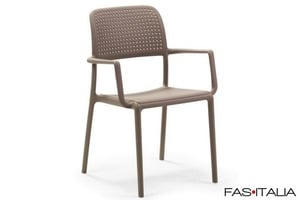 Poltroncina impilabile in resina di prima qualità Poltroncina impilabile in resina di prima qualità