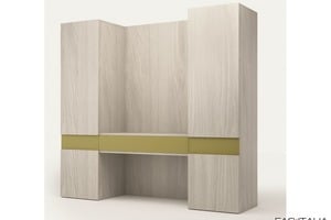 Composizione scrivania con armadi e cassetti Composizione scrivania con armadi e cassetti