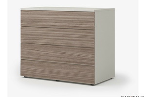 Cassettiera a 4 cassetti 90x47x75,5 H cm Cassettiera a 4 cassetti 90x47x75,5 H cm