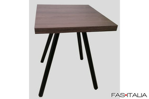 Mobile a giorno portafrigo con gambe Mobile a giorno portafrigo con gambe