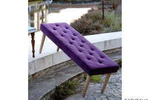 Panca in legno con seduta trapuntata Panca in legno con seduta trapuntata