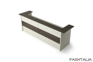 Desk reception diritto con lati chiusi Desk reception diritto con lati chiusi